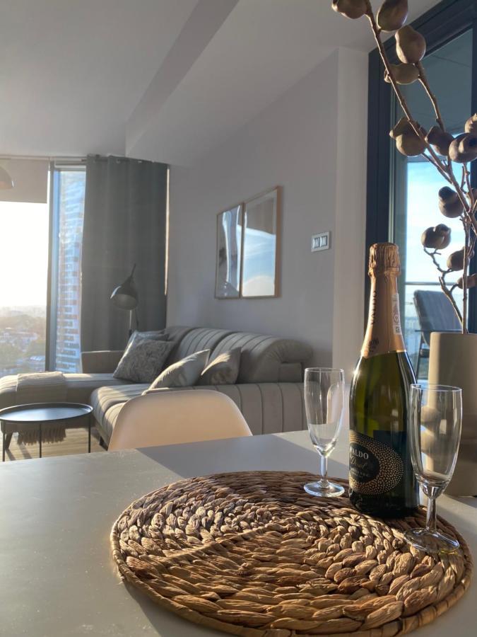 Appartement Capital Towers Splendor à Rzeszów Extérieur photo