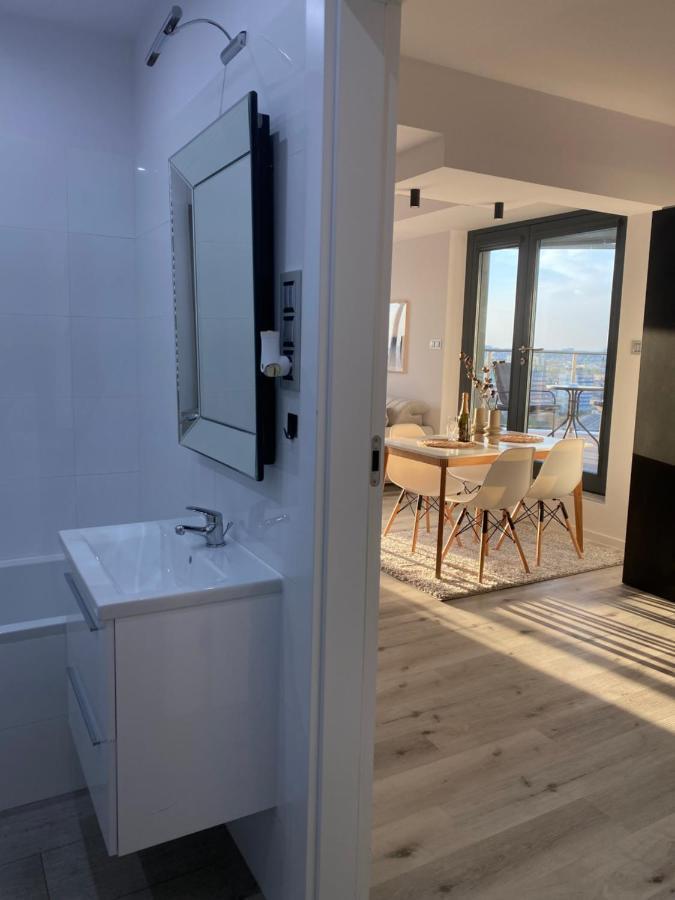 Appartement Capital Towers Splendor à Rzeszów Extérieur photo